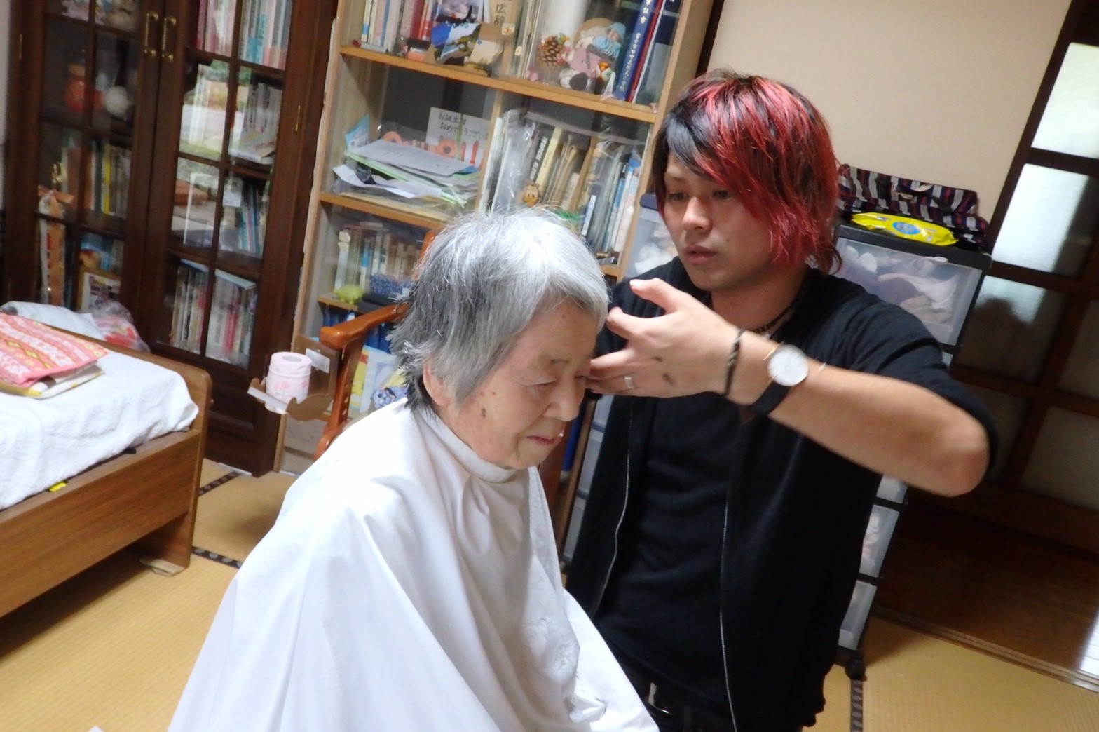 おばあちゃんの８８歳の誕生日に遺影の写真をプレゼントした話 桑原淳 流木アーティスト 世界一周1000人カット旅人美容師