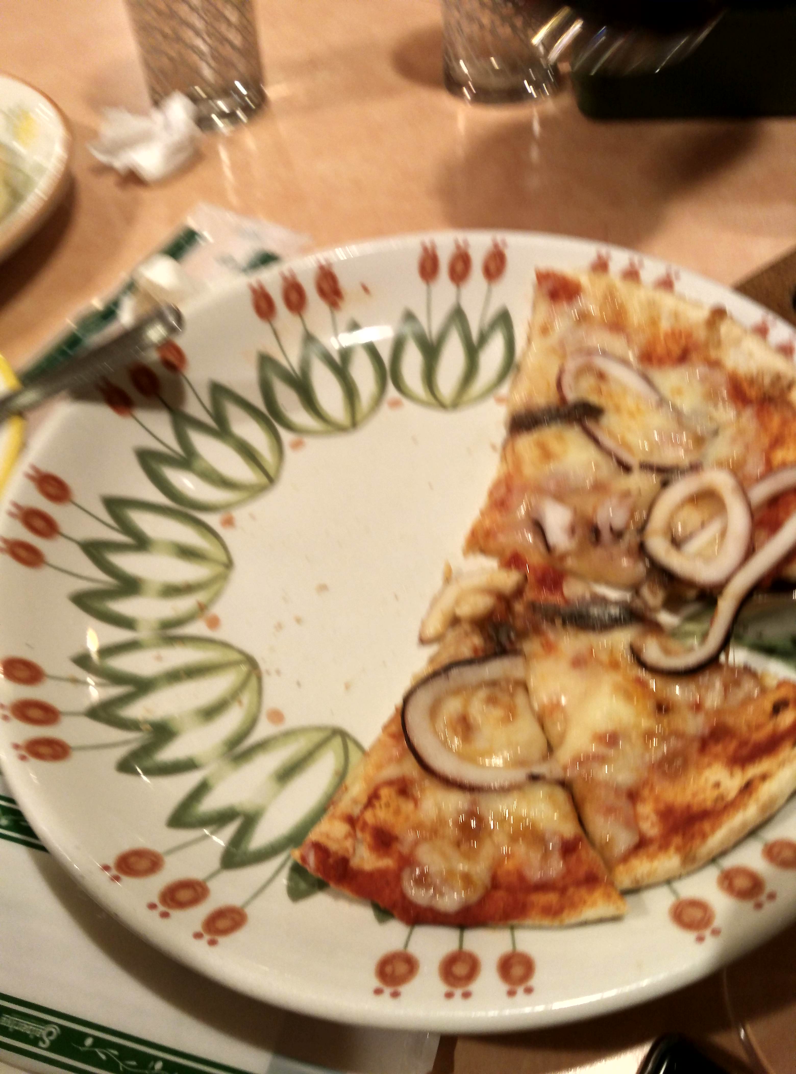 シメのピザ