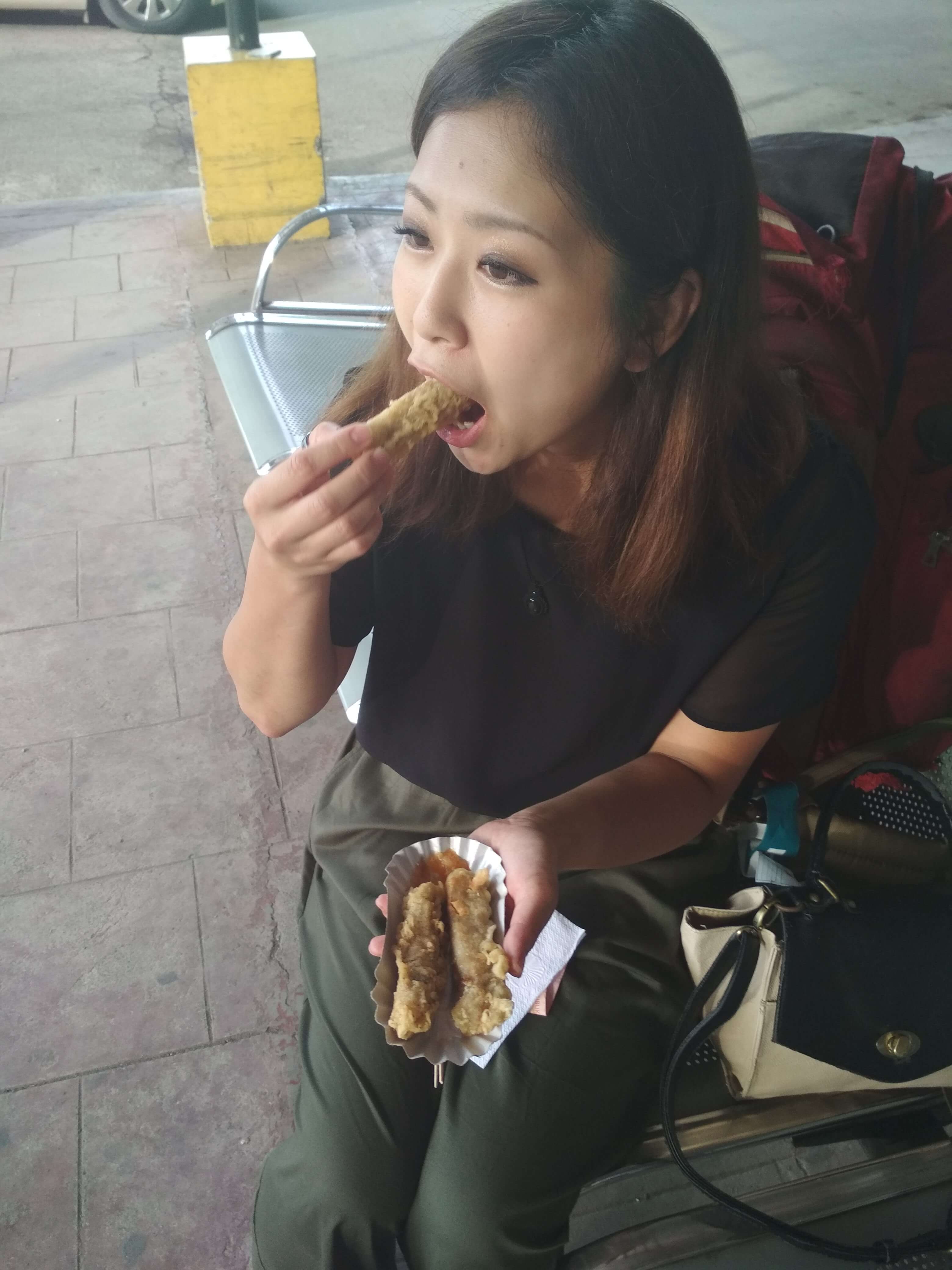 よく食べる女